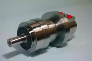VANE MOTOR WITH GEARBOX
